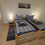 Moderne Am Kurpark - Zentral, Ruhig & Nah Am Edersee Apartamento Bad Wildungen