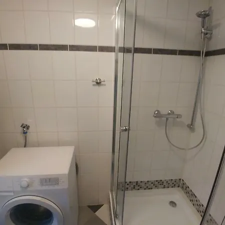 Moderne Am Kurpark - Zentral, Ruhig & Nah Am Edersee 公寓